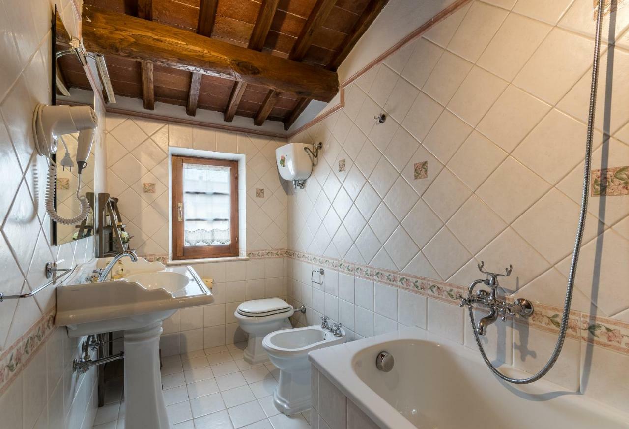 Borgo Terrosi Bed and Breakfast Sinalunga Exteriör bild